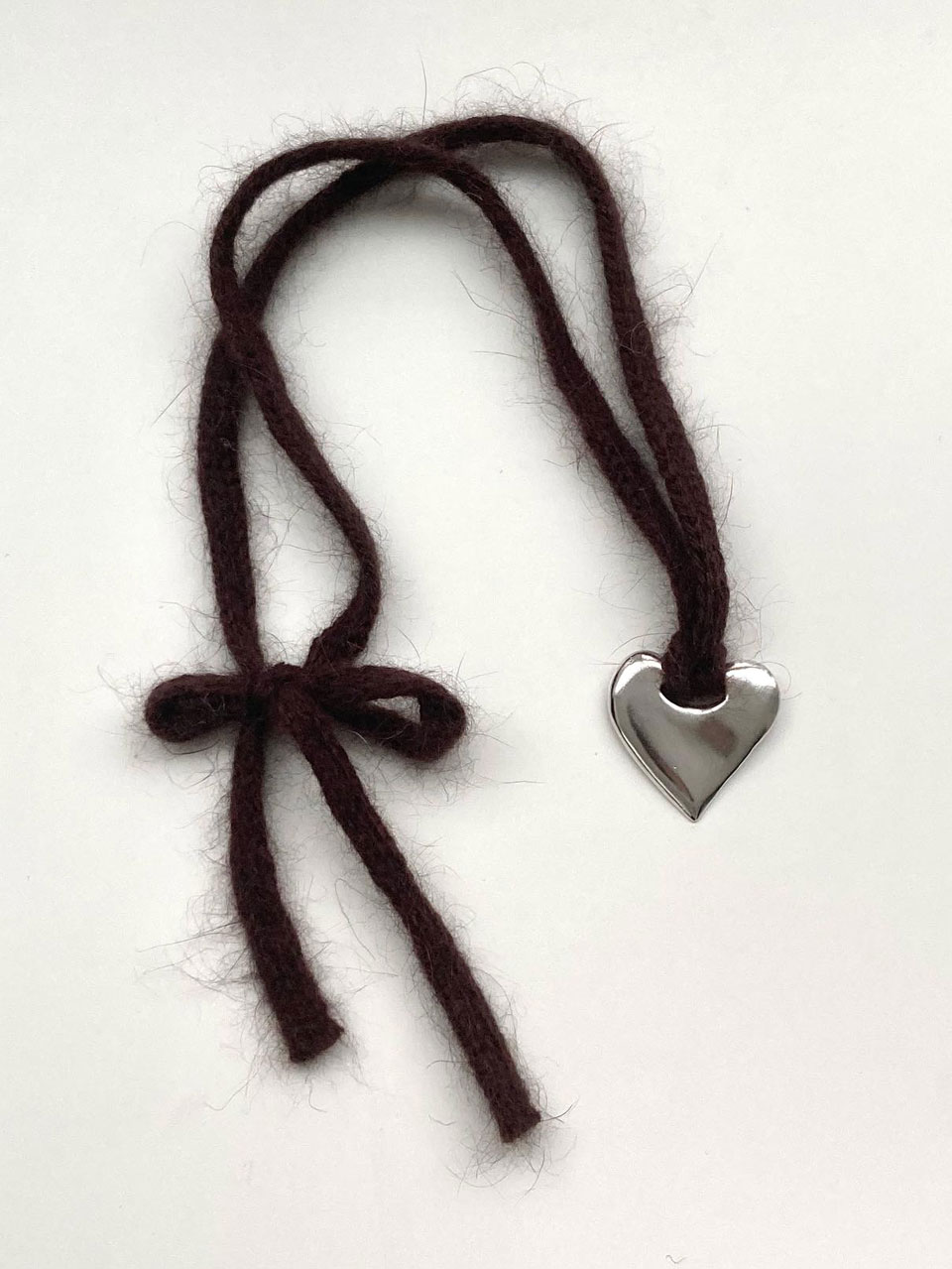 TIED LOVE NECKLACE